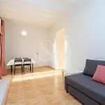 Bonito Apartamento En Plaza Espana